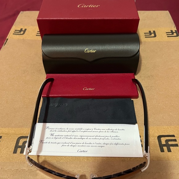 Cartier white Buffalo horn sunglasses - Picture 8 of 8